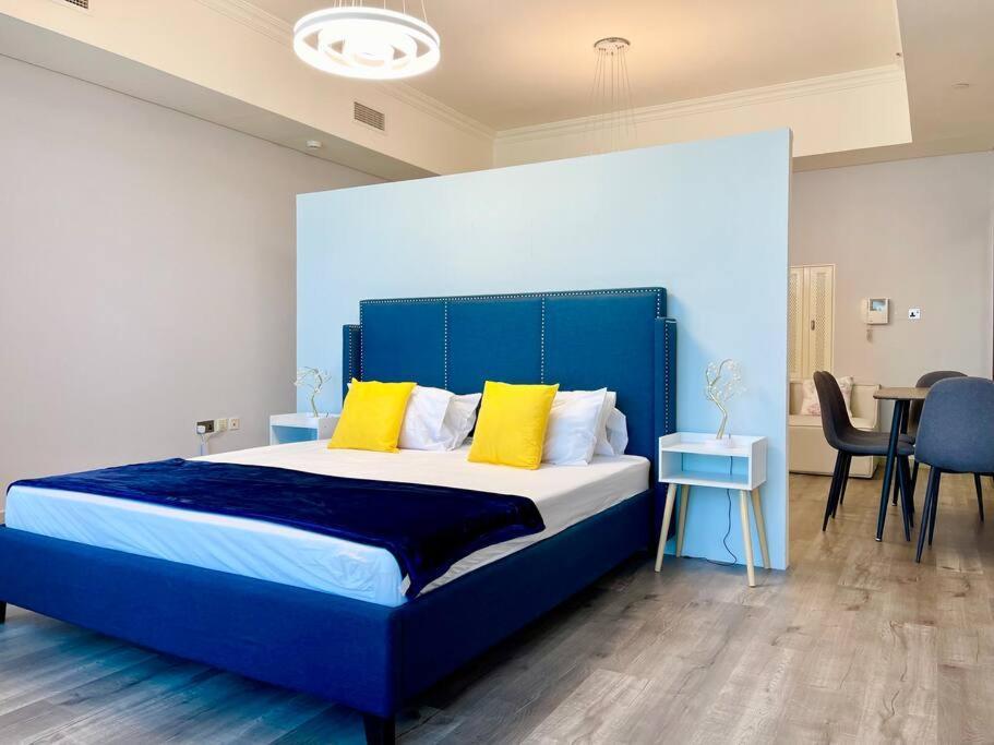 Cozy Upgraded Residential Flat With Sea, Mangrove, Pool View - 1203 Not Apartment
