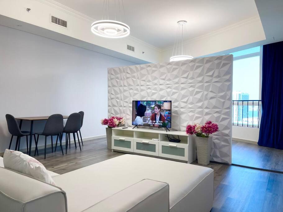 Cozy Upgraded Residential Flat With Sea, Mangrove, Pool View - 1203 Not *