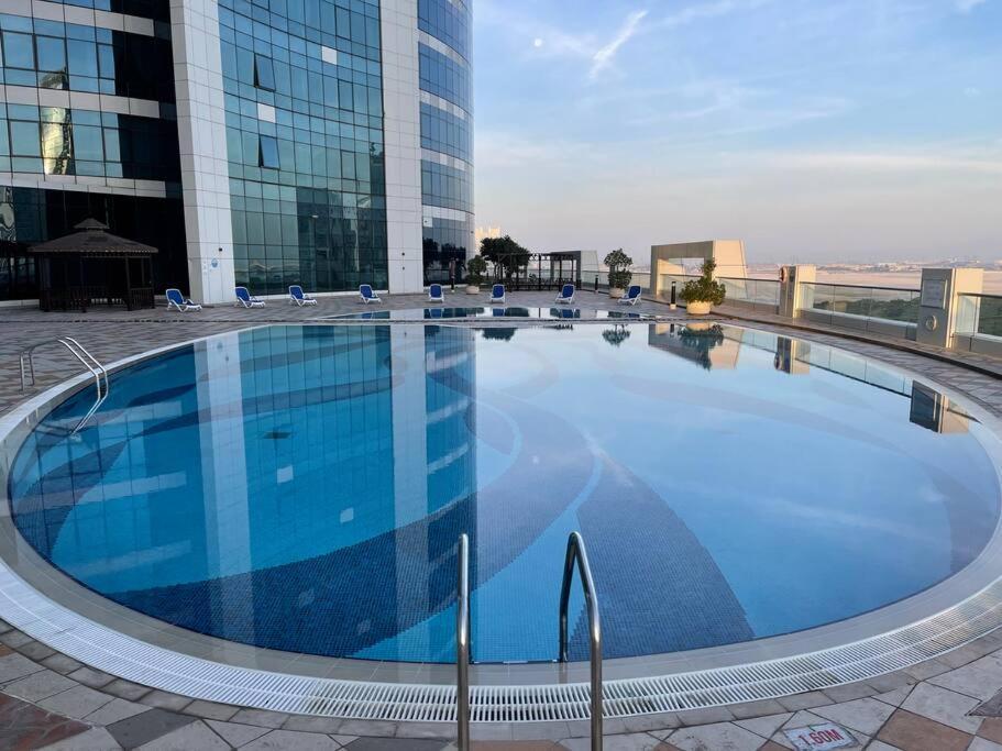 Cozy Upgraded Residential Flat With Sea, Mangrove, Pool View - 1203 Not Apartment