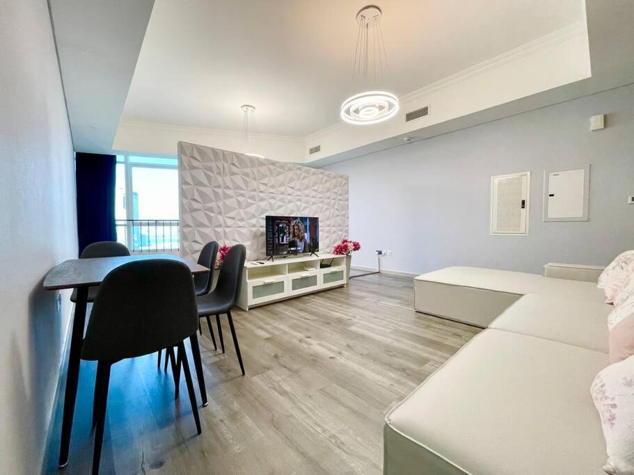 Apartment Cozy Upgraded Residential Flat With Sea, Mangrove, Pool View - 1203 Not