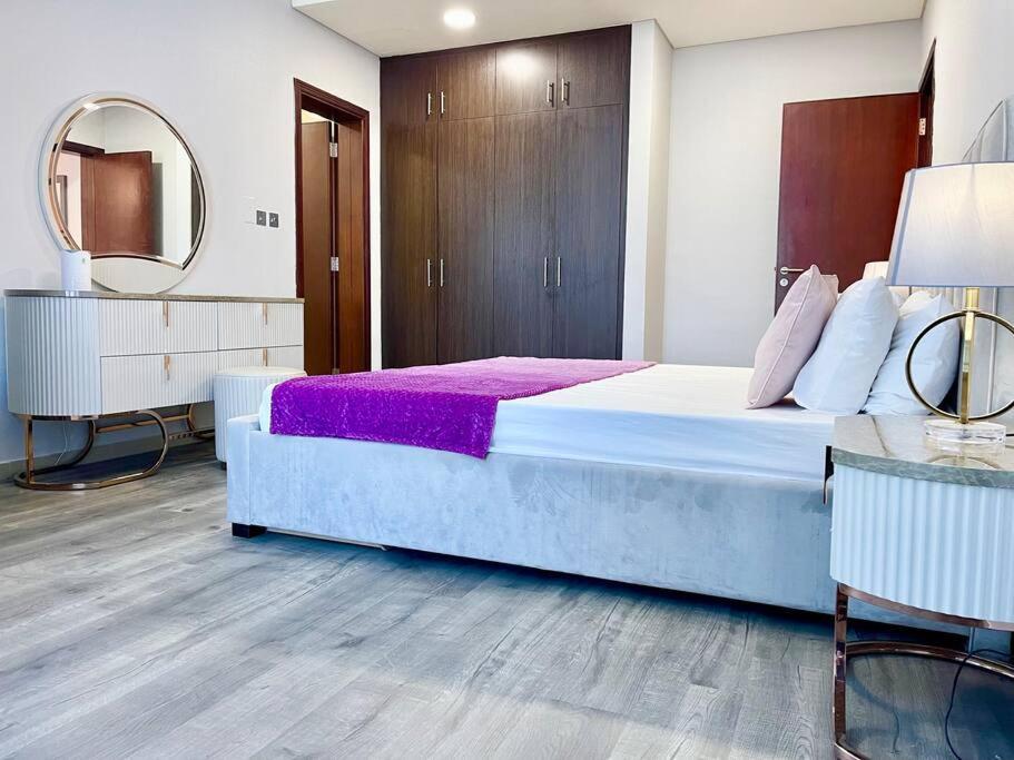 Apartment Cozy Upgraded Residential Flat With Sea, Mangrove, Pool View - 1203 Not