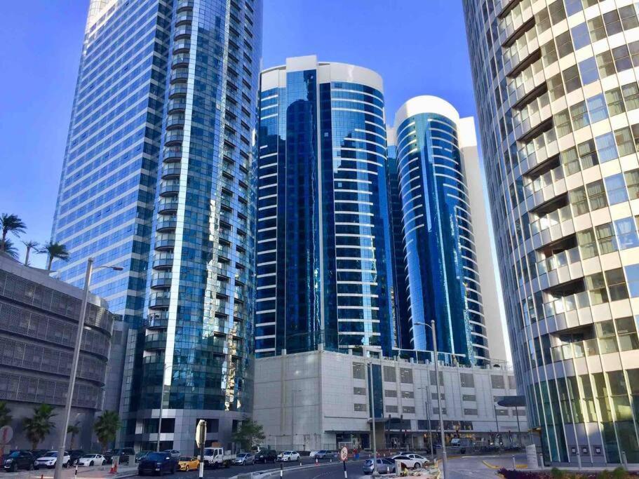 Cozy Upgraded Residential Flat With Sea, Mangrove, Pool View - 1203 Not * Abu Dhabi